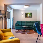 Apartamento Na Polnej *